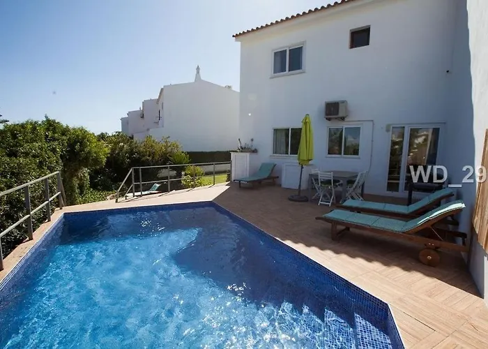 Pretty 3 Bedroom With Pool And Garden * Carvoeiro (Lagoa)