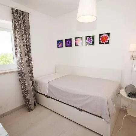 Pretty 3 Bedroom With Pool And Garden Carvoeiro (Lagoa)