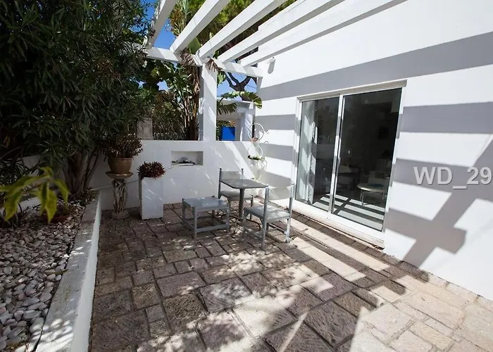 Pretty 3 Bedroom With Pool And Garden Carvoeiro (Lagoa)