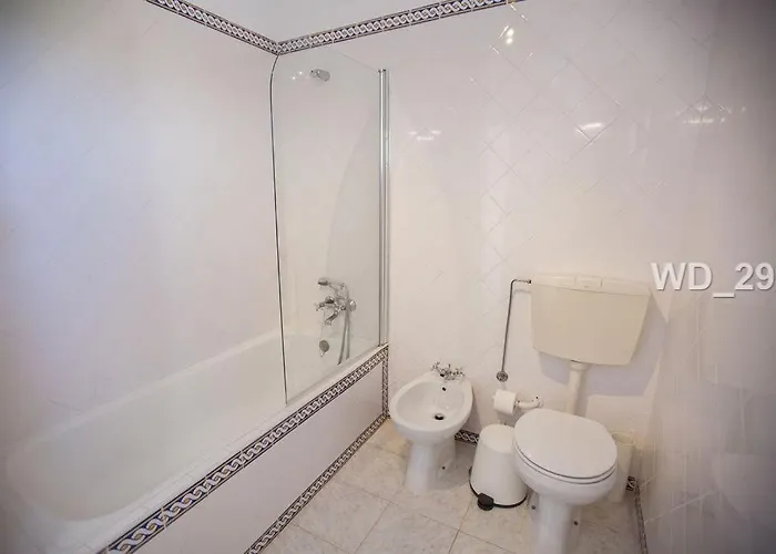 Pretty 3 Bedroom With Pool And Garden Ferienhaus